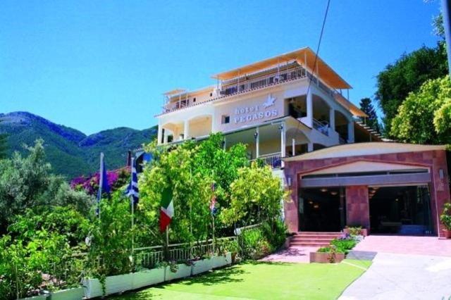 Hotel Pegasos Nikiana Dış mekan fotoğraf